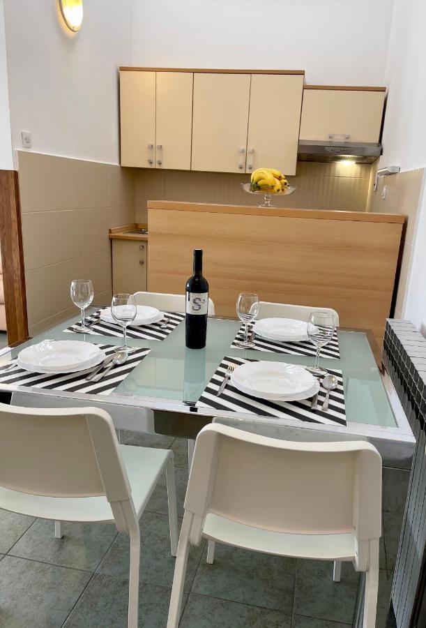 Apartments Matacin With Sea View Abbazia Esterno foto