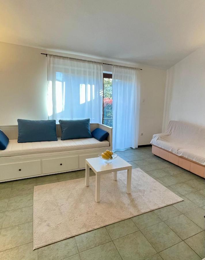 Apartments Matacin With Sea View Abbazia Esterno foto