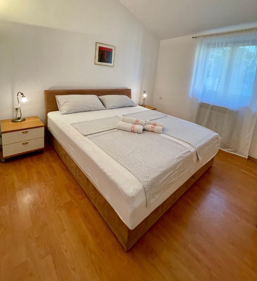 Apartments Matacin With Sea View Abbazia Esterno foto