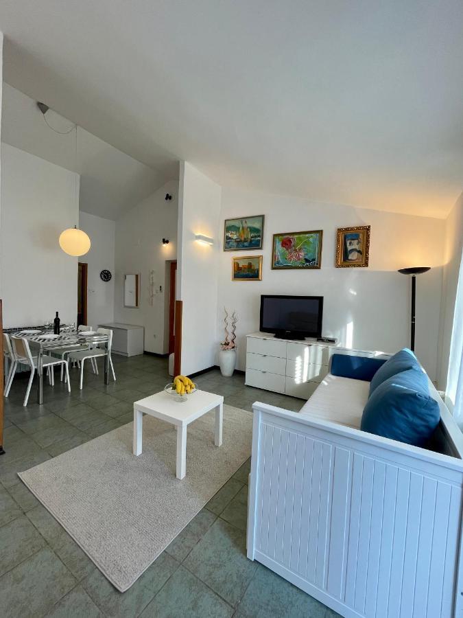 Apartments Matacin With Sea View Abbazia Esterno foto
